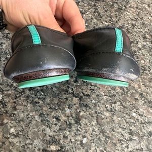 Size 11 Black Tieks